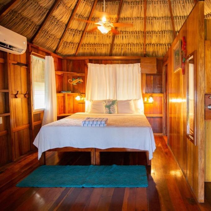 St. George'S Caye Resort 伯利兹城 外观 照片