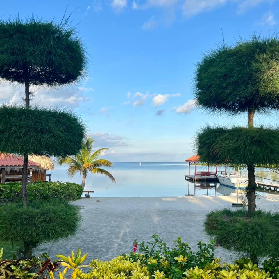 St. George'S Caye Resort 伯利兹城 外观 照片