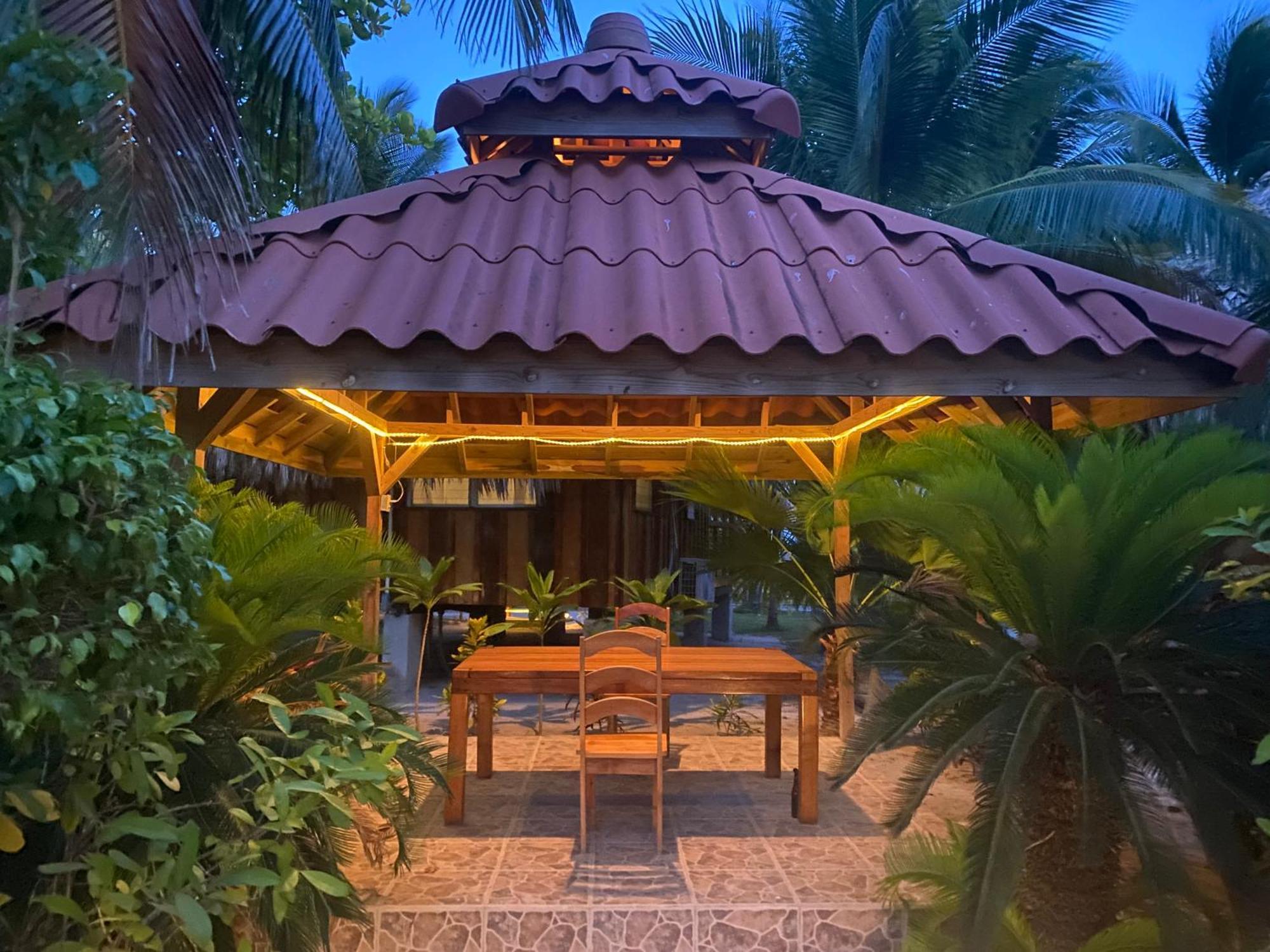 St. George'S Caye Resort 伯利兹城 外观 照片